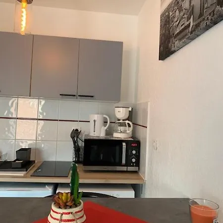 Apartament Raphael 20 Et 31 Tulon
