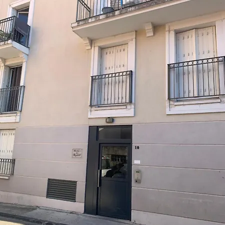 Apartment Raphael 20 *